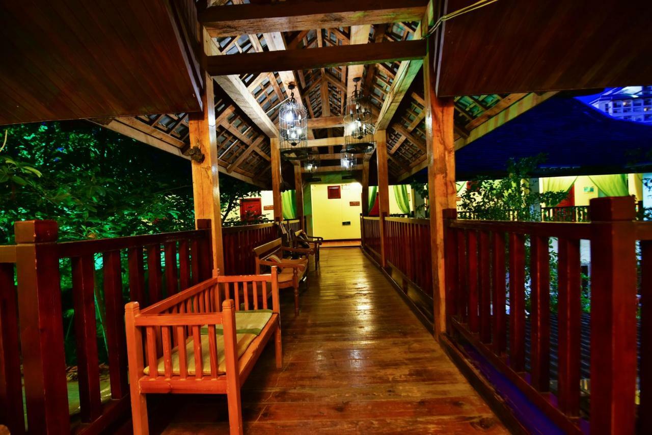 Xishuangbanna Elephant Home Guesthouse Jinghong Exterior foto